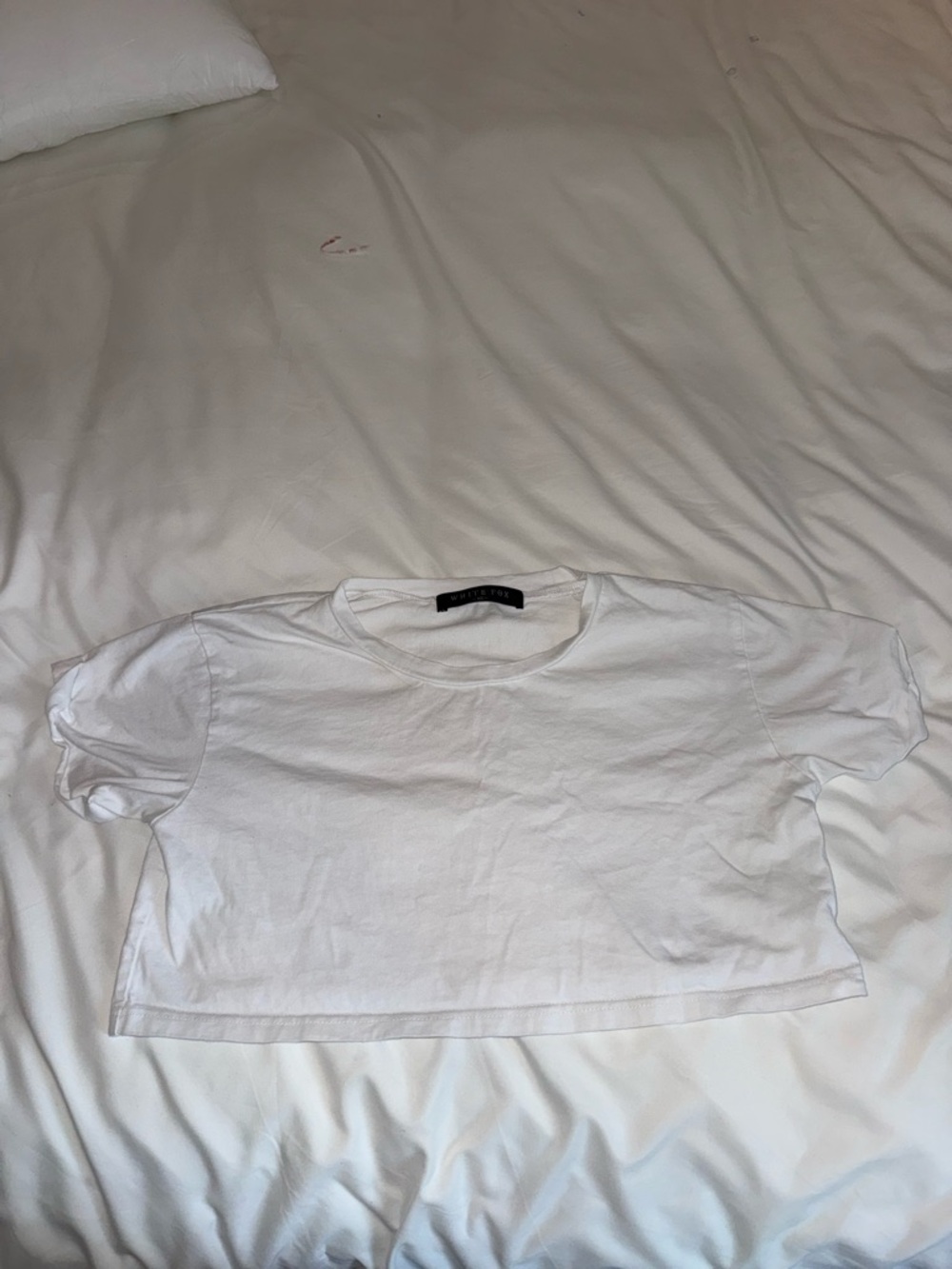 White Fox Boutique White Cropped Short Sleeve Tee